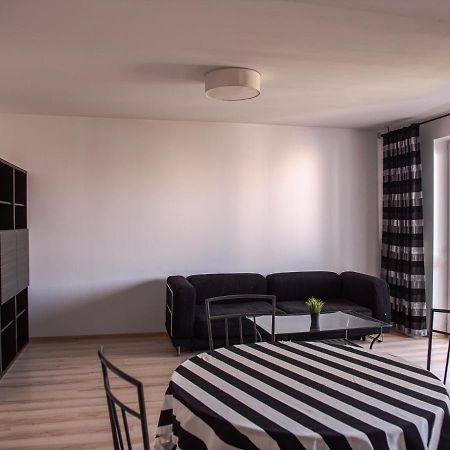 Sdh 2 Radzymin Comfortable Apartment Near Warsaw Экстерьер фото