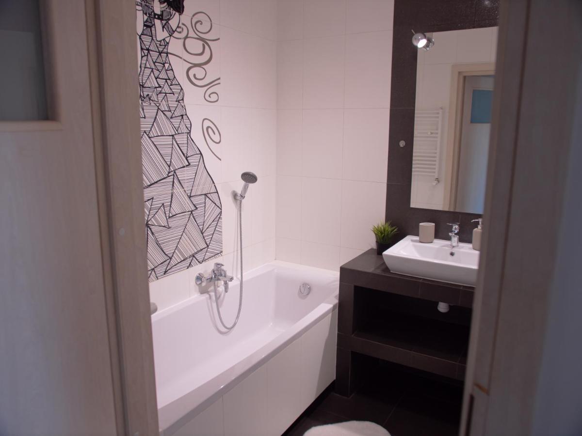 Sdh 2 Radzymin Comfortable Apartment Near Warsaw Экстерьер фото