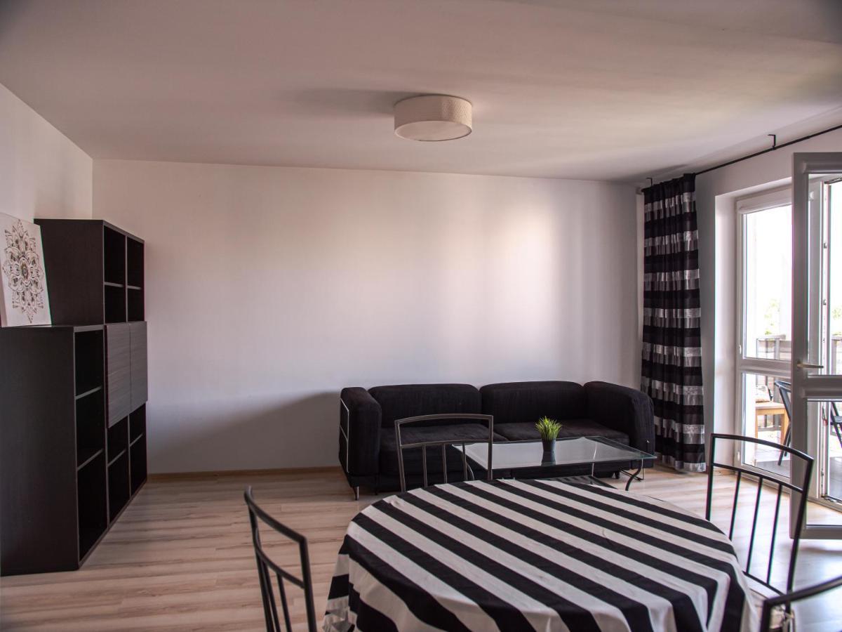 Sdh 2 Radzymin Comfortable Apartment Near Warsaw Экстерьер фото